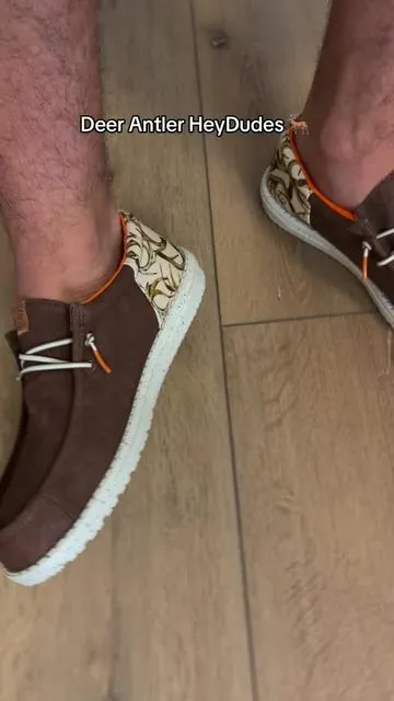 #camoshoes #deerhunting #heydudecamo #heydudeshoes #tiktokshopcreatorpicks 