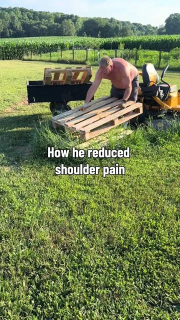 Stubborn veteran approved. 🇺🇸💪 My husband spent years airborne in the Army, and his shoulders have been paying for it ever since. Getting him to admit anything helps is basically a miracle… so when he admitted on camera that his shoulders don’t hurt as much anymore, I knew I had to share it. One thing I always tell people: give your body time. I didn’t notice a difference overnight, and everyone responds differently. That’s why I always recommend grabbing the multipack while it’s on sale—you’ll have enough to use it consistently and actually see what it can do for you. If it’s stubborn veteran approved… that’s saying something. 👏 #Hydroh #ShoulderPain #VeteranLife #HealthyAging #tiktokmademebuyit 