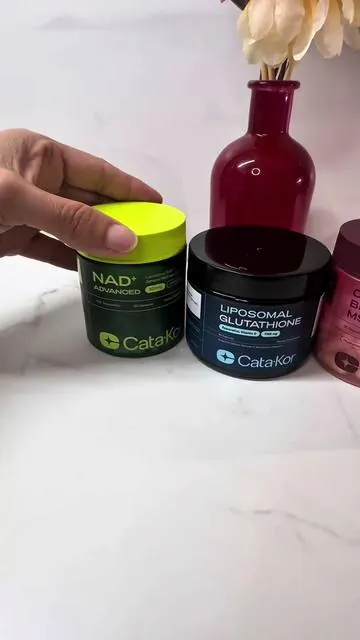✨ Aging is inevitable. Feeling your best is a choice. The CataKor Longevity Bundle is part of my daily wellness routine. 💙  #millennial #antiaging #wellness #catakor #longevity 