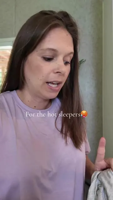 Mellow drops new cooling pjs and now I’m not sweating in my sleep. #mellowsleep #mellowpjs #coolingpjs #hotsleeperproblems #coolingpajamas 