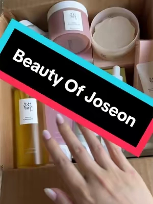 the value is literally insane 😭 beauty of joseon mega starter set beginner korean skincare tiktok shop #tiktokshopcreatorpicks #tiktokshopsummersale #koreanskincare #glassskin #beautyofjoseon beauty of joseon best starter kit hydrating brightening glass skin korean skincare buy with coupon maehni @Beauty of Joseon 