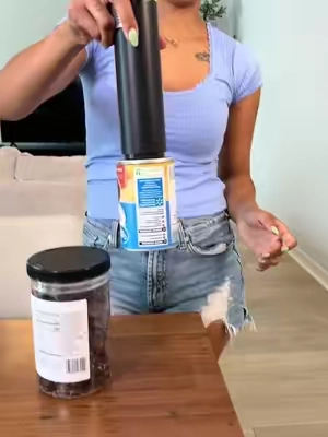 This is Sese cordless vacuum and the suction on this is stronger than I’ve ever seen #carvacuum #seseblower #vacuum #portablevacuum #handheldvacuum 