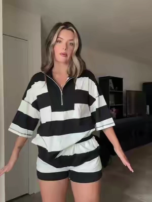 K but how cute 🖤🤍🖤🤍 #twopieceset #matchingset #runerrandswithme #errandsoutfit #momoutfit 