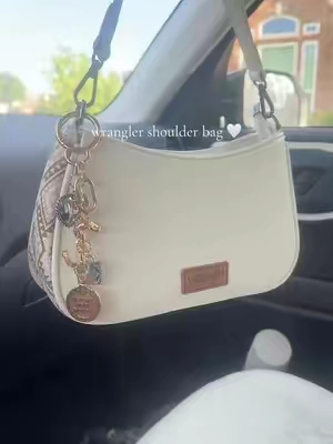 the prettiest purse 🫶 #wrangler #purse #shoulderbag #wranglerpurse #westernfashion 