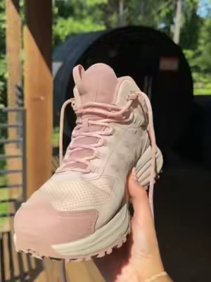 I bought them bc they were pink… I keep wearing them because they’re actually great hiking boots 🩷🥾 #HikingBoots #PinkHikingBoots #OutdoorGear #OutdoorFashion  #HikingEssentials 