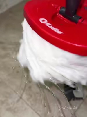 Bathroom floor deep clean asmr 🫧 #CleanTok #cleaningsounds #cleaningasmr #floorcleaning 