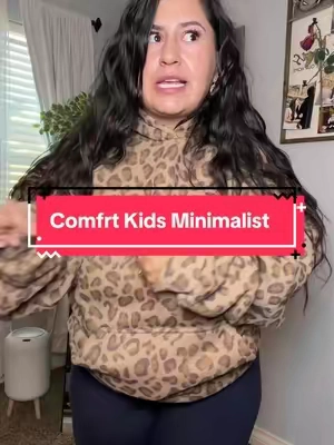 Comfrt kids is the hack of the century for the short girlies! ##comfrt #comfrtkids #comfrtminimalist #comfrthoodie #shortgirlfashion 