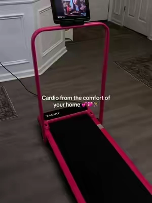It features an incline; this is your sign to invest in this treadmill and look even more beautiful. 🎀👟💗 #caminadora #treadmill #caminadoraportatil #cardio #ejercicioencasa 