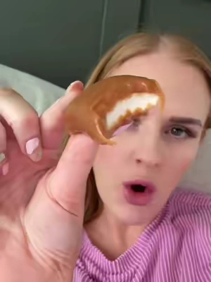 There’s not that many left in stock! #modjeskas #caramel #bauerscandies #candy #candyreview 