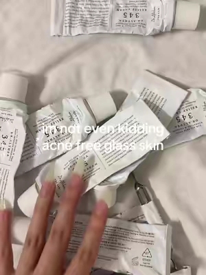 10/10 viral Korean moisturizer is actually worth the hype🫶🏻wished I got my hands on it sooner ##dralthea##dralthea345cream##clearskin ##acne##koreanskincare