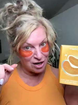 Don’t forget to grab a bigger box and check out before the launch deal goes away! ##Medicube##MatureSkin##SkinCareTips##SkinCareRoutine##medicubeskincare