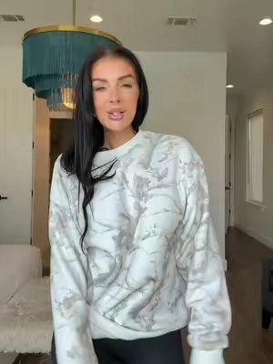 Soft comfy oversized sweatshirt 5’8-150-M #sweatshirt #comfrt #camo #hoodie #streetwear 