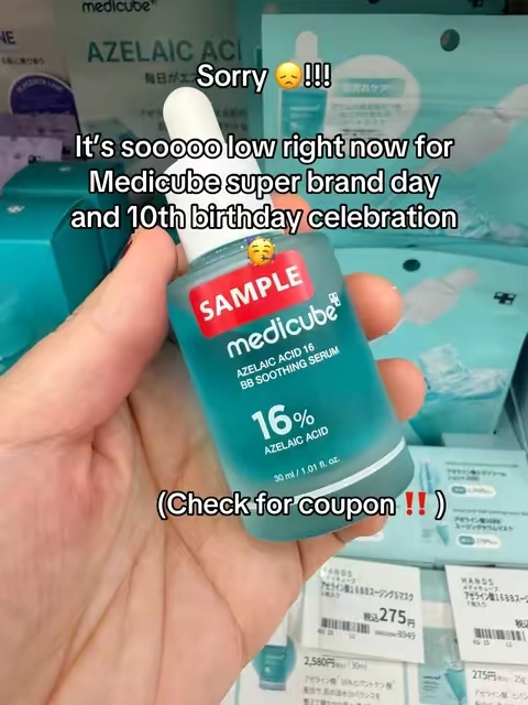 If your skin looks stressed, red, or uneven, this is the serum I keep reaching for. 💚 Formulated with 16% azelaic acid plus niacinamide and pantothenic acid to help calm the look of redness, smooth rough texture, and visibly brighten skin for a healthier-looking complexion. Lightweight, gentle, and easy to add to your routine! ✨ ✔️ Helps calm visible redness ✔️ Smooths the look of uneven texture ✔️ Brightens the appearance of skin ✔️ Lightweight, non-greasy formula  #Medicube #AzelaicAcid #medicubesuperbrandday #medicube10thbirthday #koreanskincare 