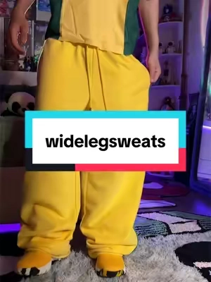The color is so clean 💛🔥  #comfrt #sweatpants #baggyfit #streetwear #comfort