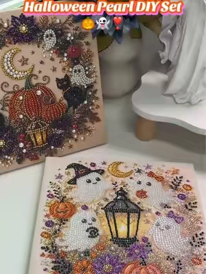 Relaxing Halloween DIY that turns tiny pearls into spooky-cute decor.💝#DiamondPainting #HalloweenCrafts #FallHomeDecor #WitchDecor #diamondartkit