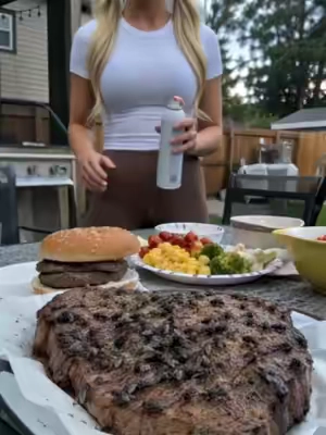 Don’t let flies ruin your backyard BBQs ever again! 🥩🪰 This pop-up food cover is a total game changer. Keeps the bugs out, lets the heat escape, and folds completely flat for easy storage. 🙅‍♀️ Get yours today with FREE SHIPPING before limited stock runs out! 👇🛒#tiktokmademebuyit #KitchenHacks #bbqseason #outdoorliving #summeressentials #foodcover