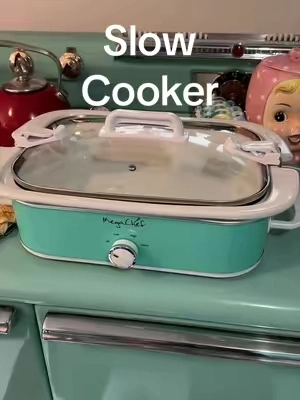 MegaChef 3.5-Quart Casserole Slow Cooker w/ 3 Temp Settings don’t turn on your oven during these hot summer days! This would also be perfect during Thanksgiving or Christmas to save room in the oven! #crockpot #casseroles #slowcookerk #kitchen #homegoods @QVC, Inc 