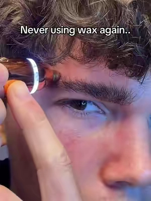 Much better #eyebrows #eyebrowtutorial #foilshaver 