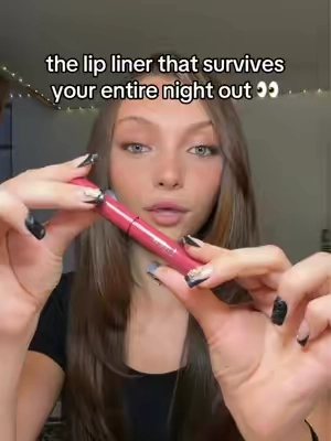 wore this lip liner stain on a night out and didn’t have to touch up my lip combo once 💋 (btw this stuff comes off with makeup remover so don’t trip lol) #lipstain #liplinerstain #lipliner #laka #kbeauty 