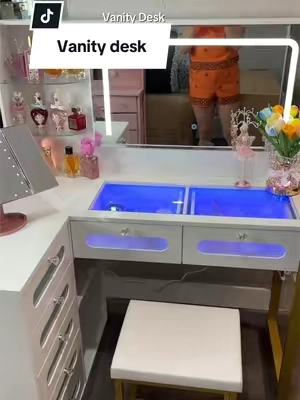 #vanitydesk #vanitymirror #vanityorganization #vanitymakeup #vanitytour 