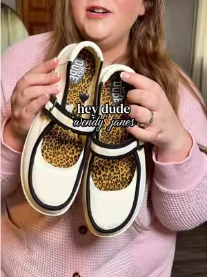 so comfy + cute!! 🖤🤍 #maryjanes #heydude #heydudepartner #fallfashion #comfyshoes 