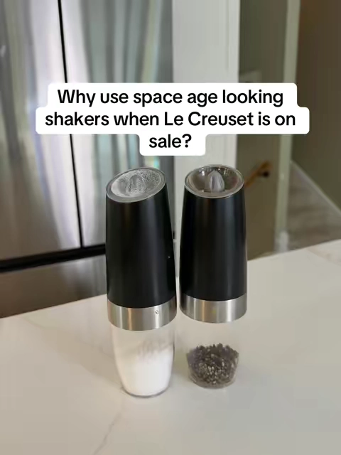 You can get the salt and pepper Le Creuset Salt and pepper shakers for a great price from QVC right now. #lecreuset #saltandpepper #kitchenfinds 