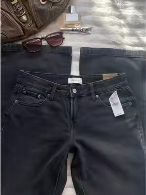Perfect for fall time and back to school 🍂📸🕯️#pacsun #pacsunjeans #fallaesthetic #fallfashion #chic back to school low waist baggy jeans boot cut jeans fall clothes ideas dark academia downtown girl black jeans grunge clean girl cozy season autumn 