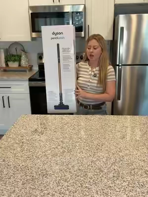 A Dyson wet dry floor cleaner 🤯👏🏻 #dysonpencilwash #dysonfloorcleaner #wetdryvacuumcleaner #dyson #vacmopcombo 