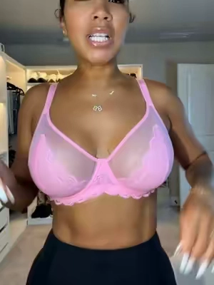 A bra that’s super pretty found here #tiktokcreatorpicks #underwirebra #hsiabra @Hsia-Bras 