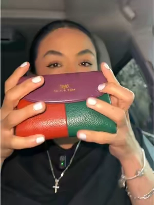 Respuesta a @｡˚꒰ঌᡣ𐭩 𝓜𝓲𝓼𝓱𝓪 ᡣ𐭩໒꒱˚｡ de la versión corta y larga cuál prefieres? #cartera #wallet #monedero 