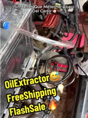 Apuesto a que el 99% de la gente todavía cambia el aceite  debajo del carro. Antes yo era uno de ellos 😅🔧 #MantenimientoAuto#OilExtractor#GarageToolsTikTokShop#DIYMechanic