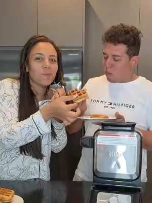 Que delicioso como deja los waffle  . . #Home #kitchen #casa @Ninja Kitchen 