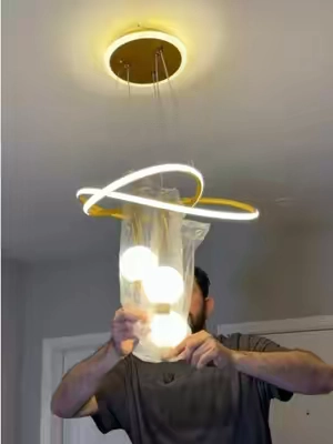 La luz más bonita y elegante para tu sala  #led #Modern #Gold #Lollipop #Light  