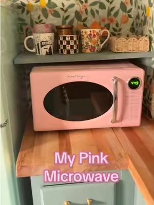 🎀🎀 How cute is this retro microwave?! #microwave #microwaveedit #kitchenappliance #cutekitchen @QVC, Inc #qvcloyaltyprogram 