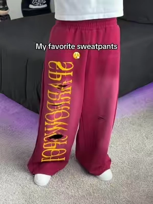 👆🏽These so perfect 👆🏽 #recentpickups #musthaves #sweatpants #trending #viraltiktok 
