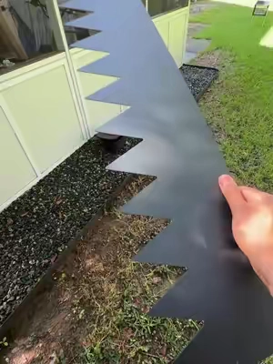 Easy Installation Steel Landscape Edging by VEVOR #landscape #hardscape #lawn #lawncare #homedecor 