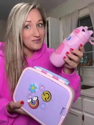 The back-to-school lunch combo every mom needs 🍎 The Ello bento lunch box keeps lunches organized, and the matching leak-proof water bottle is perfect for school, daycare, and everyday lunches. #backtoschool #schoollunch #bentobox #schoolessentials #momfinds