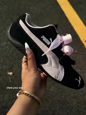 Sooo cuteee! 💗💘🌸 #tiktokshopsummersale #ttsneakerweek #flykicks #puma #cuteshoes 