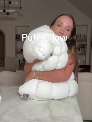 Ahhhh the fluff!! And they’re cold! #mellowsleep #bedding #pillow #puffpillow #softpillow 