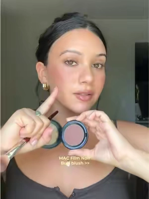 Actually the prettiest shade ever @M.A.C Cosmetics Store #maccosmetics #blush #tiktokshopcreatorpicks #tiktokshopcosmetics 