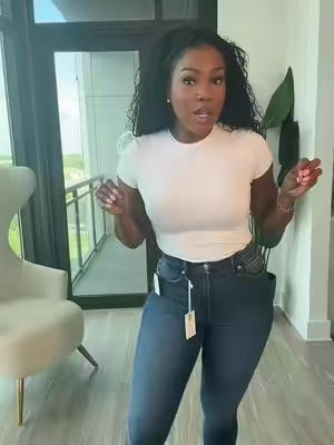 Believe the hype about these good American jeans!!! They are 🔥🔥🔥 I’ve tagged these, + a few other colors!! #curvy #curvytiktok 