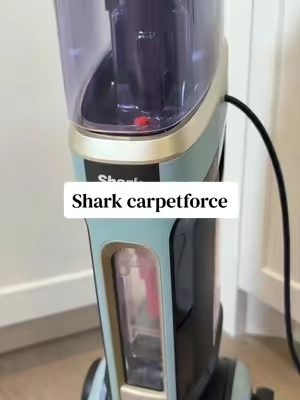 Such a good deal on a good reliable carpet cleaner 🤯 #tiktokshopsummersale #carpetcleaner #sharkcarpetcleaner #sharkvacuum 
