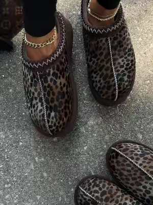 Literally look identical! But so much more affordable and still amazing quality @EVELLYHOOTD US #ankleboots #lookalike #tiktokshopsummersale 
