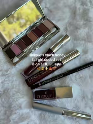 & it looks STUNNING on everyone 🍒🍂🍁 #clinique #blackhoney #fallaesthetic #tiktokshopcreatorpicks  #tiktokshopsummersale @Clinique  Disclaimer: Final price, shipping costs, coupons, and discounts may vary and are subject to change at any time. Always check the TikTok Shop listing for the latest details. Results may vary. Video posted on 7/28/26. 