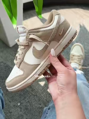 The perfect neutral 😮‍💨 #nikedunks #nike #womenshoes #flykicks #ttsneakerweek 