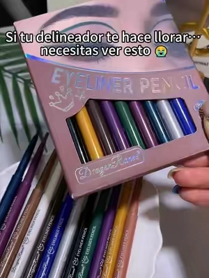 Si tienes ojos sensibles, sabes lo difícil que es encontrar un delineador que no cause molestias. 👀 Este set de 12 delineadores fue hecho para crear looks bonitos sin sentir incomodidad. #OjosSensibles #DelineadorDeOjos #DelineadoPerfecto #DelineadorResistenteAlAgua #DelineadorGel