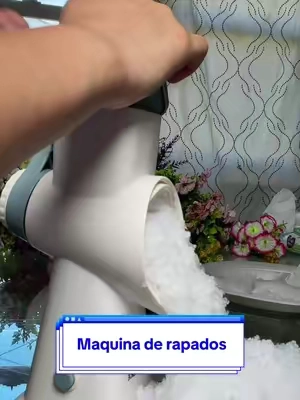 Máquina para raspados . . . . . . . . . . . . . . . . . . . #raspados #hielo #maquinapararaspados 