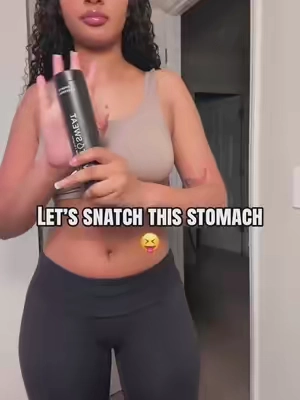Unbig that back and slim your waist 🫵🏽🫡 #waisttrimmerbelt #snatchedbaddie #bodytea #baddie #sweetsweat 