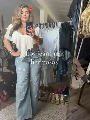Mi outfit favorito para el concierto de karolg #karolgconcertoutfit #karolg #karolgoutfitideas #tropicoquetatour #karolgfans @AKIRA @VIBECORE Women Apparel 