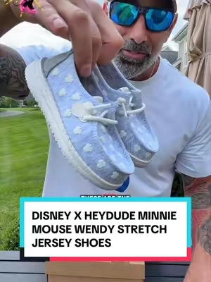 Disney Minnie Mouse X HEYDUDE Wendy Minnie Stretch Jersey Shoes #heydude #heydudeshoes #disney #minniemouse #womensshoes 